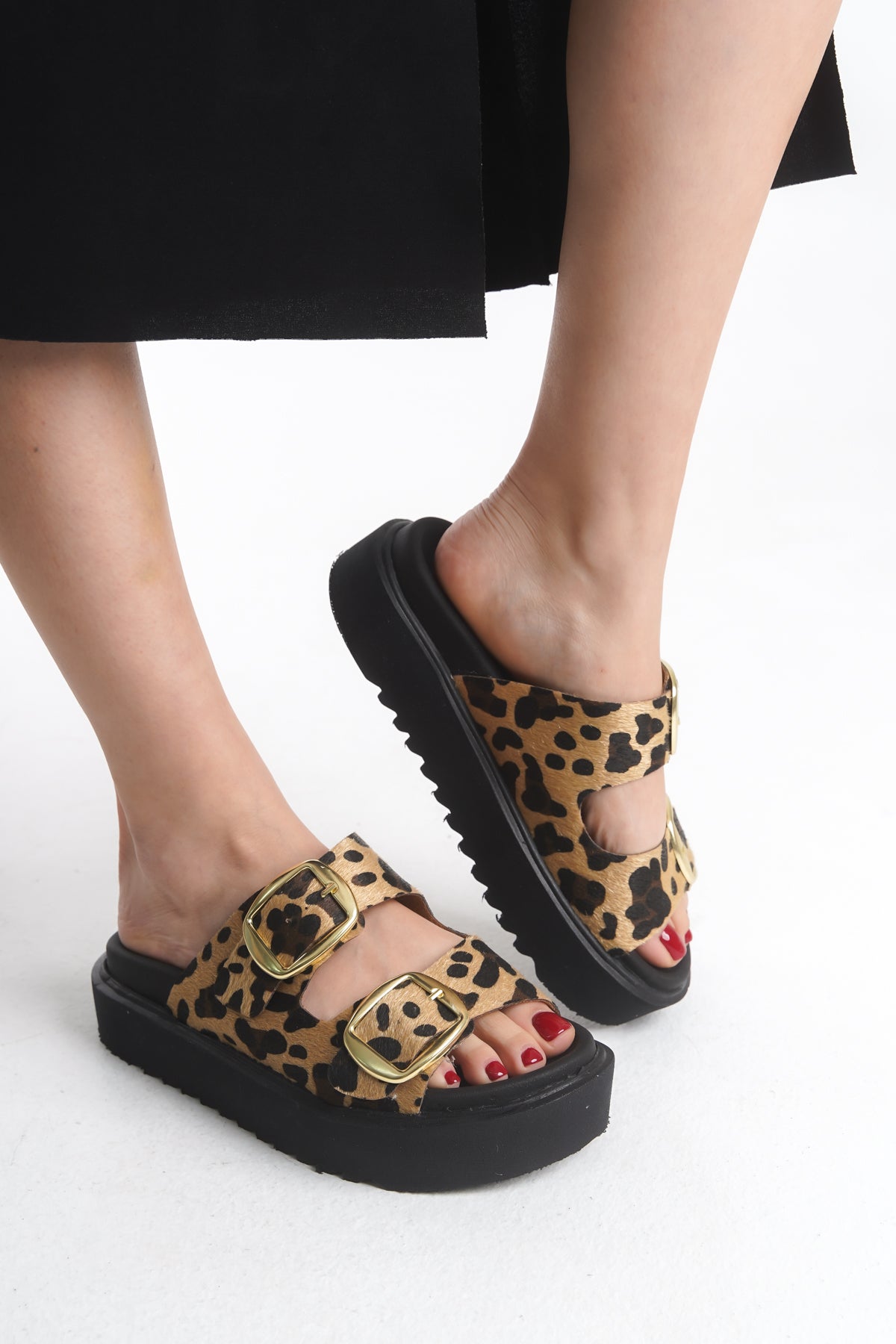 Leopar Toka Detaylı Günlük Terlik