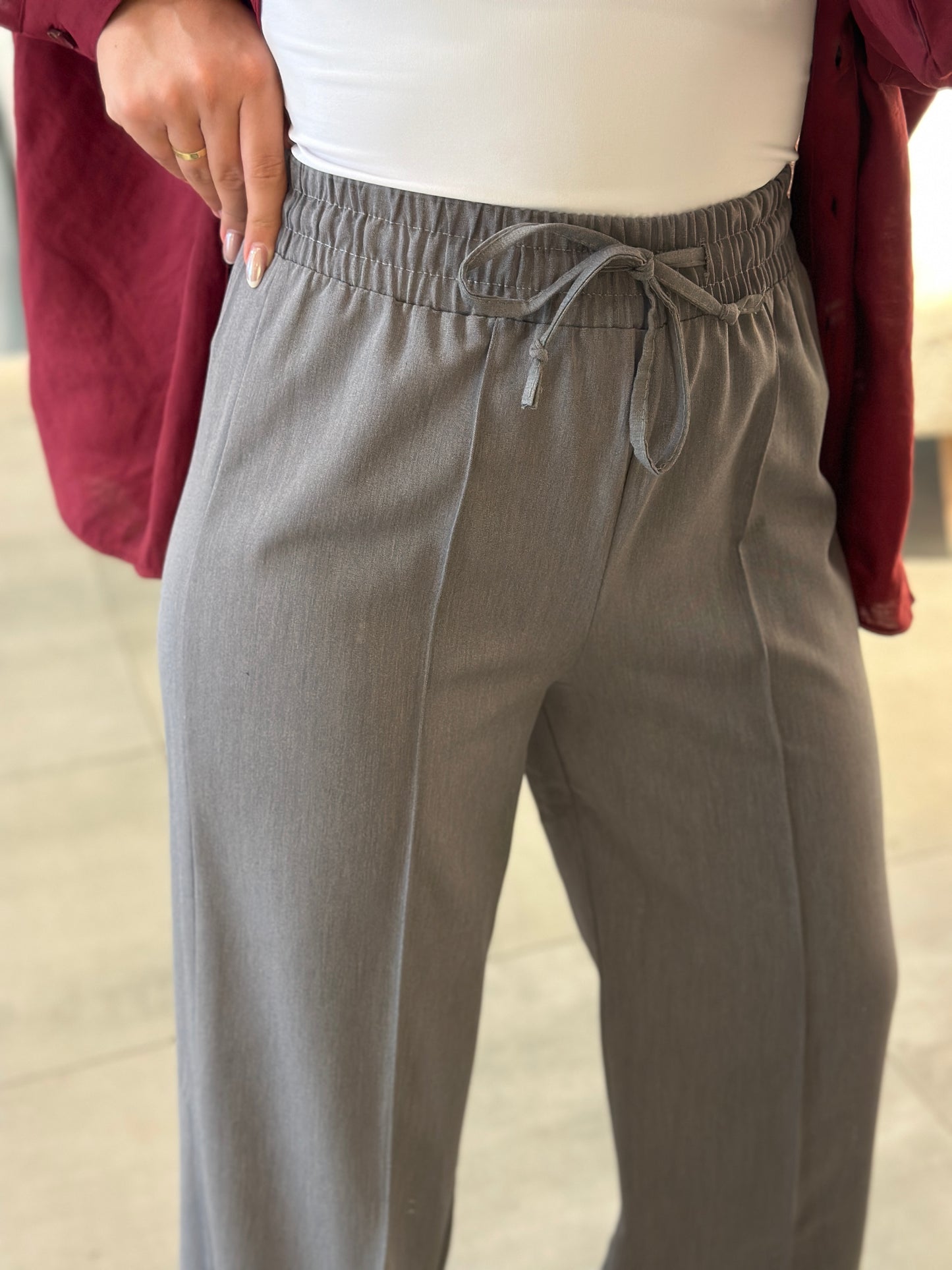 Premium Kalitede Beli Lastikli Gri Pantolon