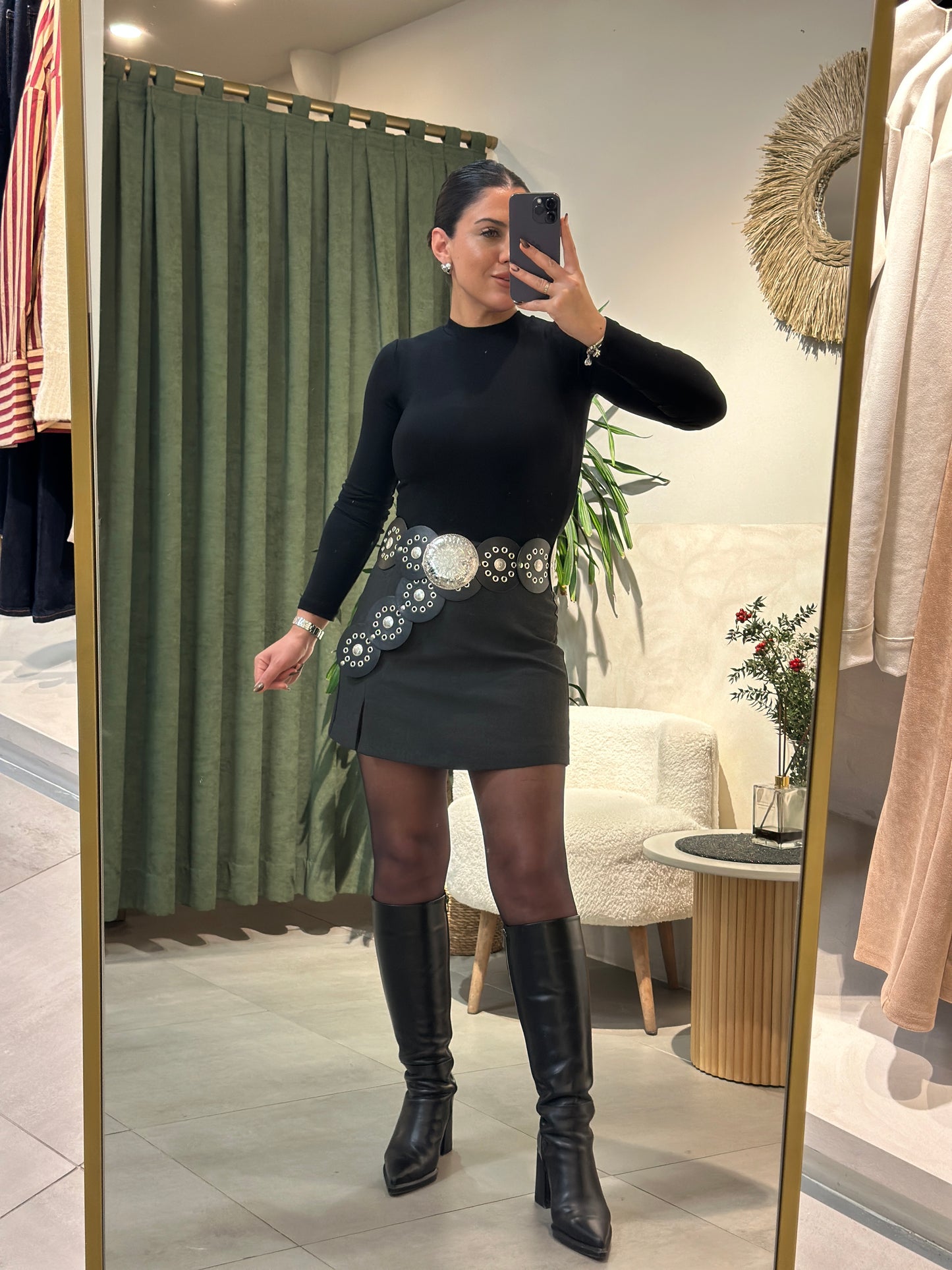 ZR Marka Antrasit Rengi Yırtmaçlı Şort Etek