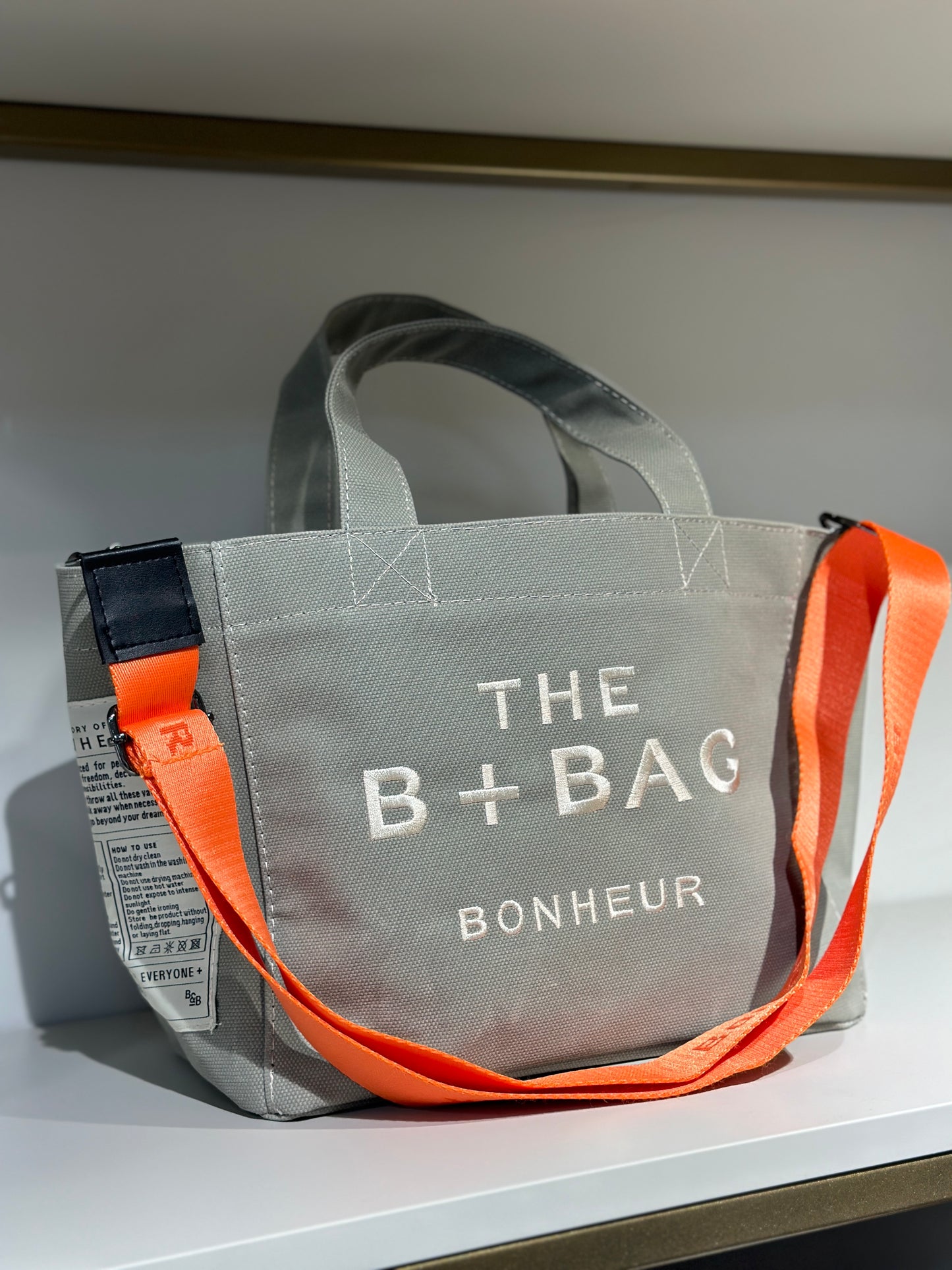 BONHEUR The B+BAG İthal Mumlu Kanvas Küçük Boy Kadın Çanta